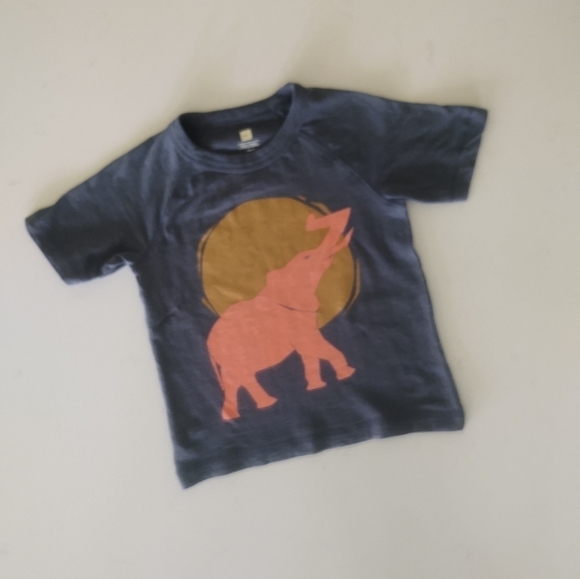 TEA Collection | Elephant Gold Tee - Picture 5 of 6